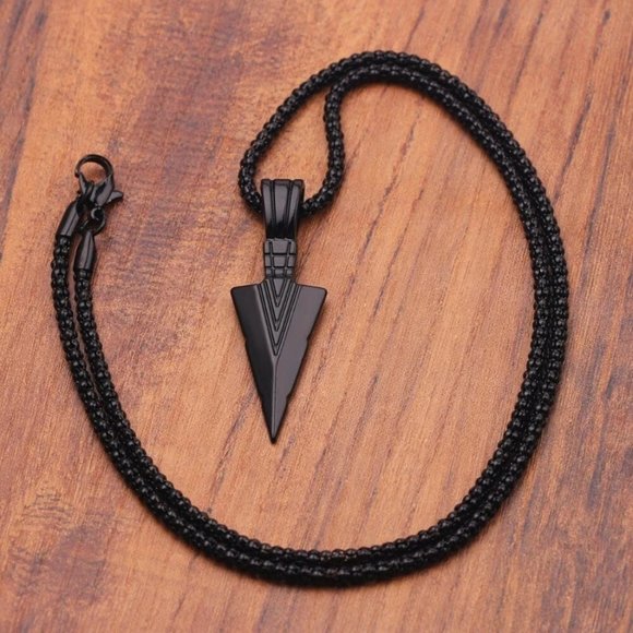 Black Arrowhead Mens‎ Arrow Pendant Necklace 24" Chain - Native American Style - Picture 1 of 5